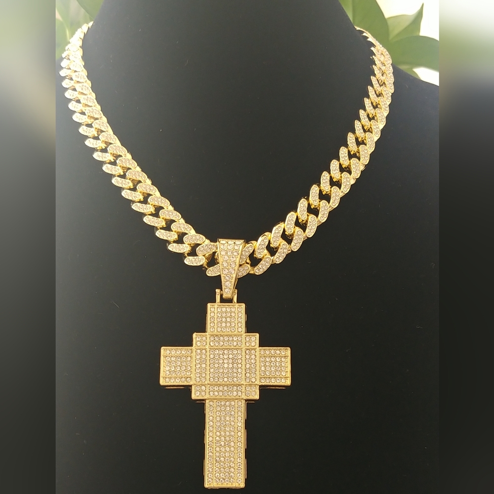 Gold Cross Pendant Necklace